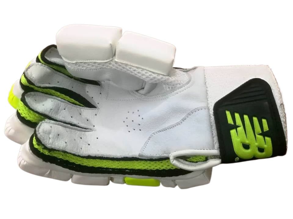 New Balance DC 680 - Club Standard Cricket Batting Gloves