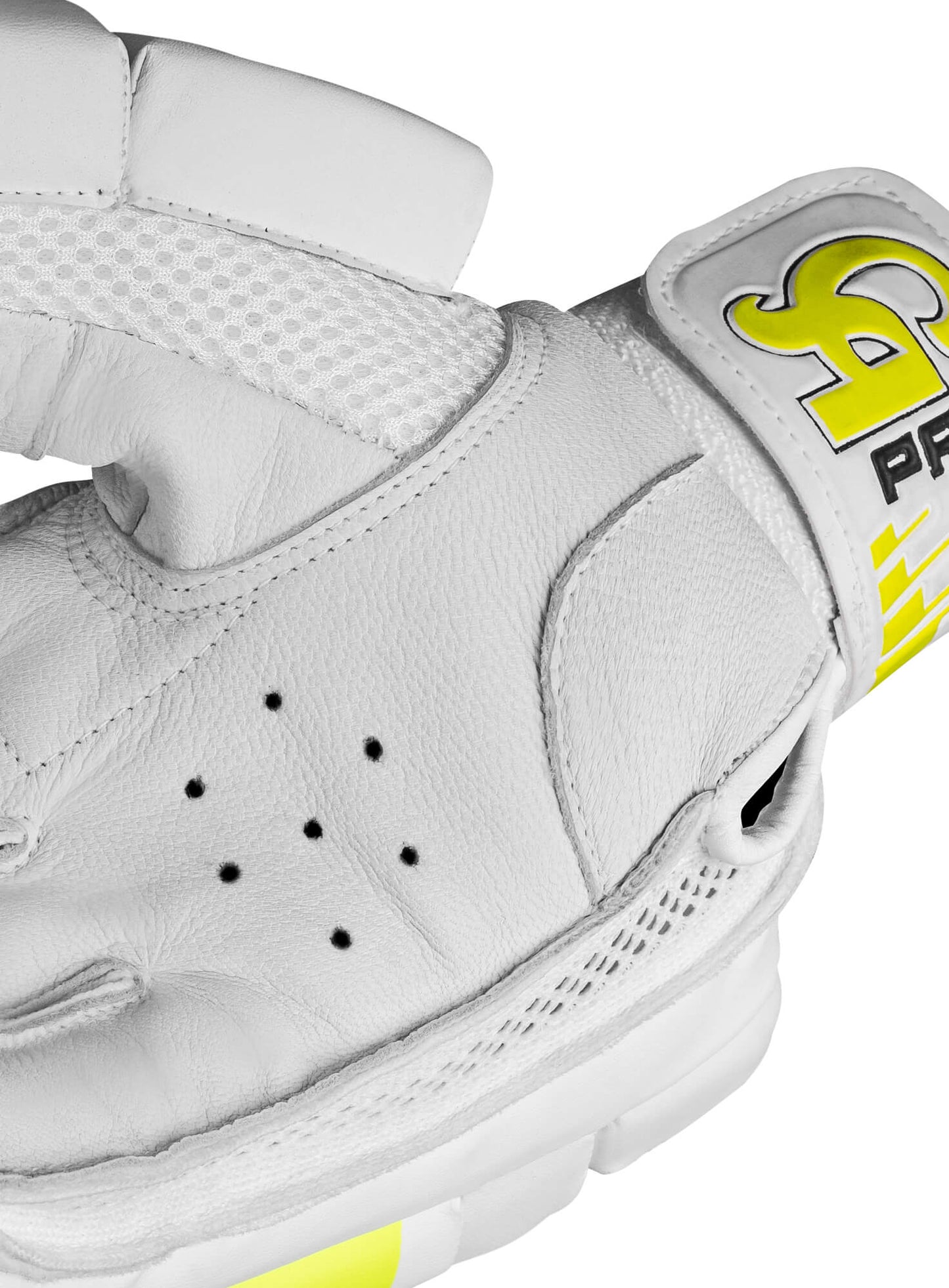 CA Pro 8000 - Professional Standard Batting Gloves