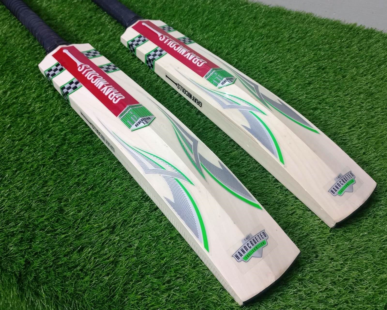 Rear view of Pak Willow cricket bat from Under-19 Black Edition cricket kit