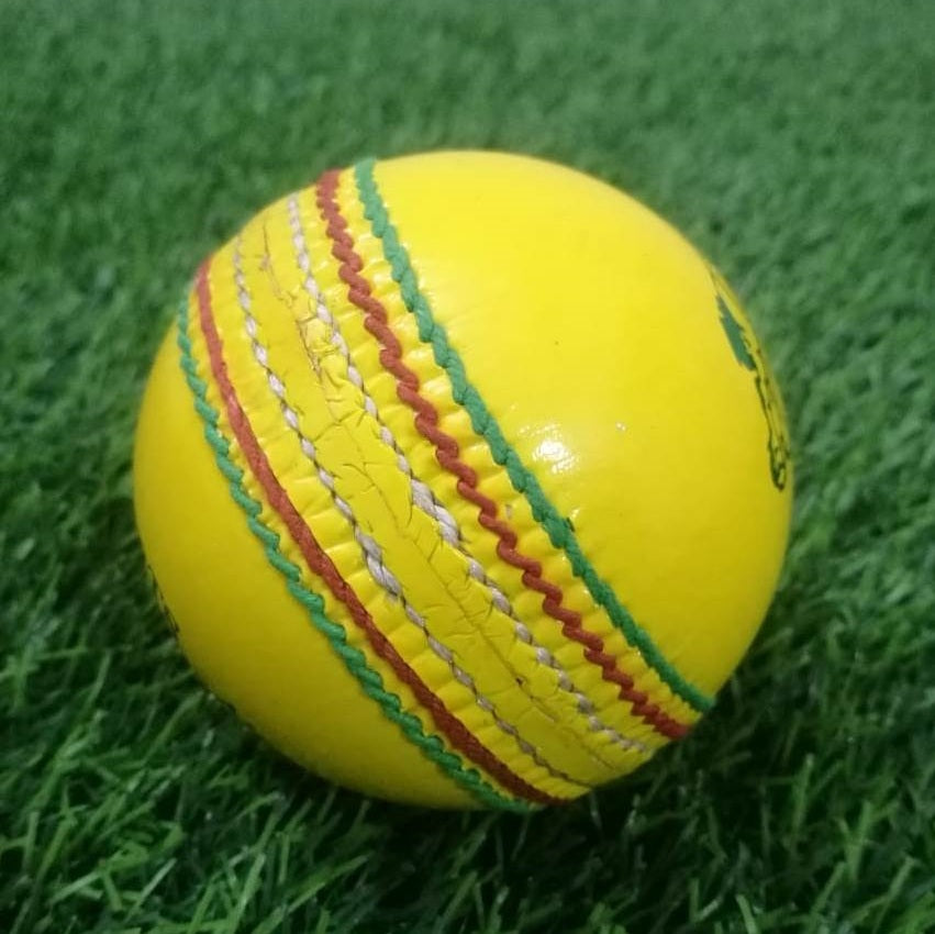 Indoor 110g Yellow - Pack of 6 Balls